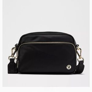 NWT. Lululemon Black Everywhere Belt Bag Convertible with Silver Zipper